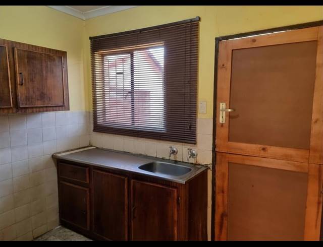 2 BEDROOM HOUSE FOR SALE IN EVATON WEST